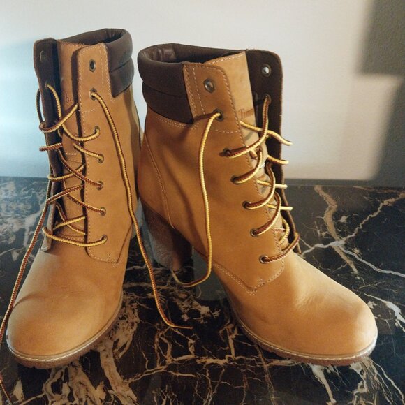 Timberland TB0A1KJH231 Boots Women's Wheat Leather 6-Inch Ankle Heel - Picture 2 of 10